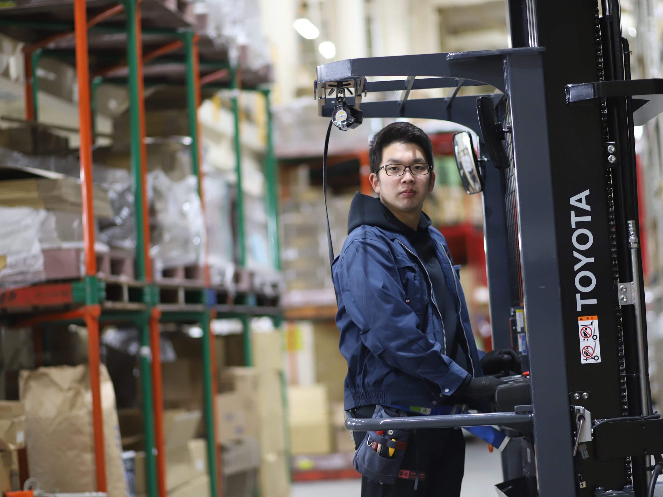 フォークリフト作業の写真